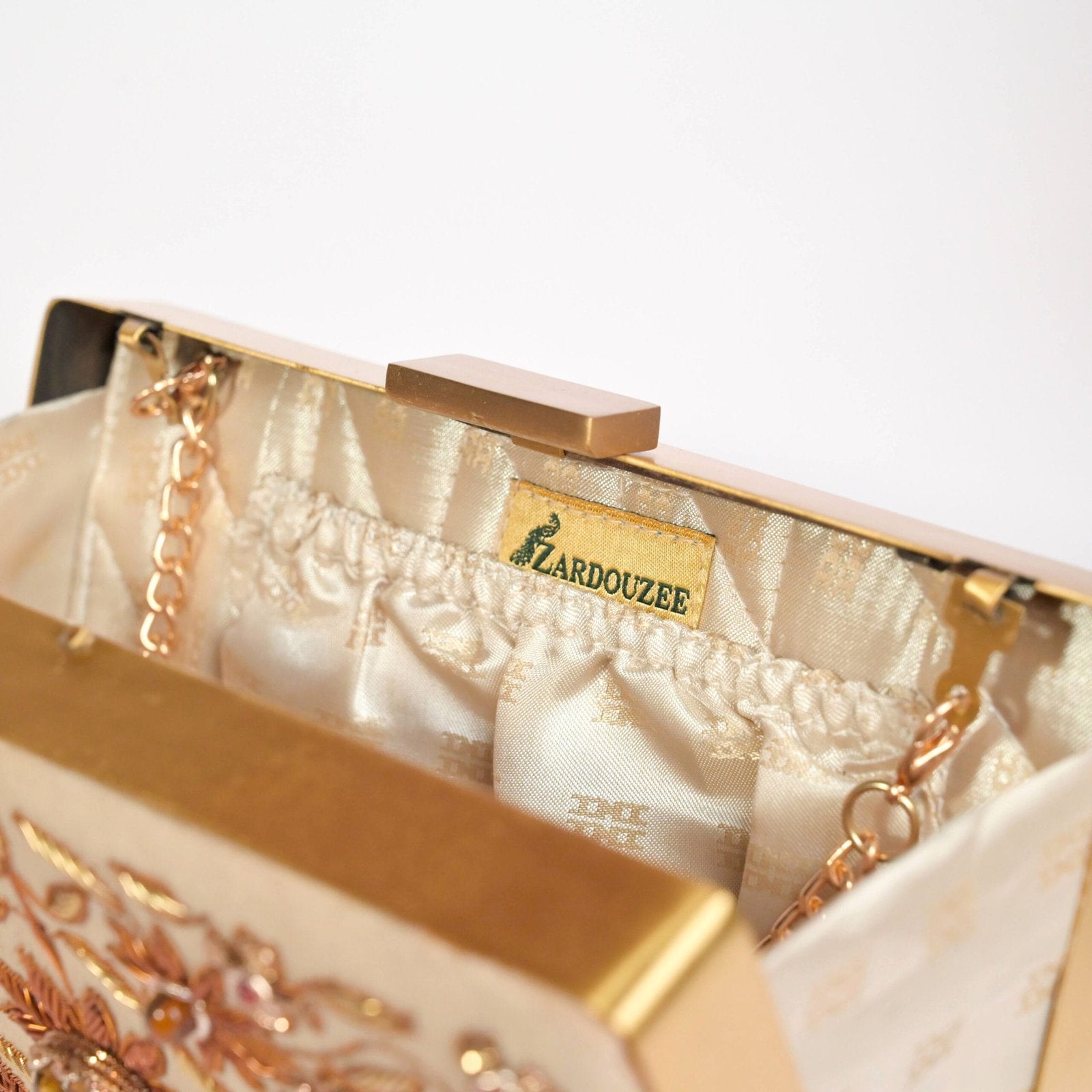 Zarin Gul – Beige Zardosi Velvet Clutch image 3