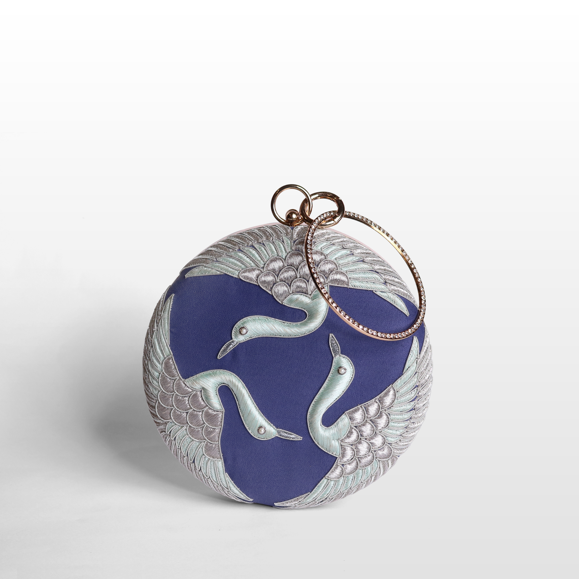 Trio Swan Heirloom Round Clutch