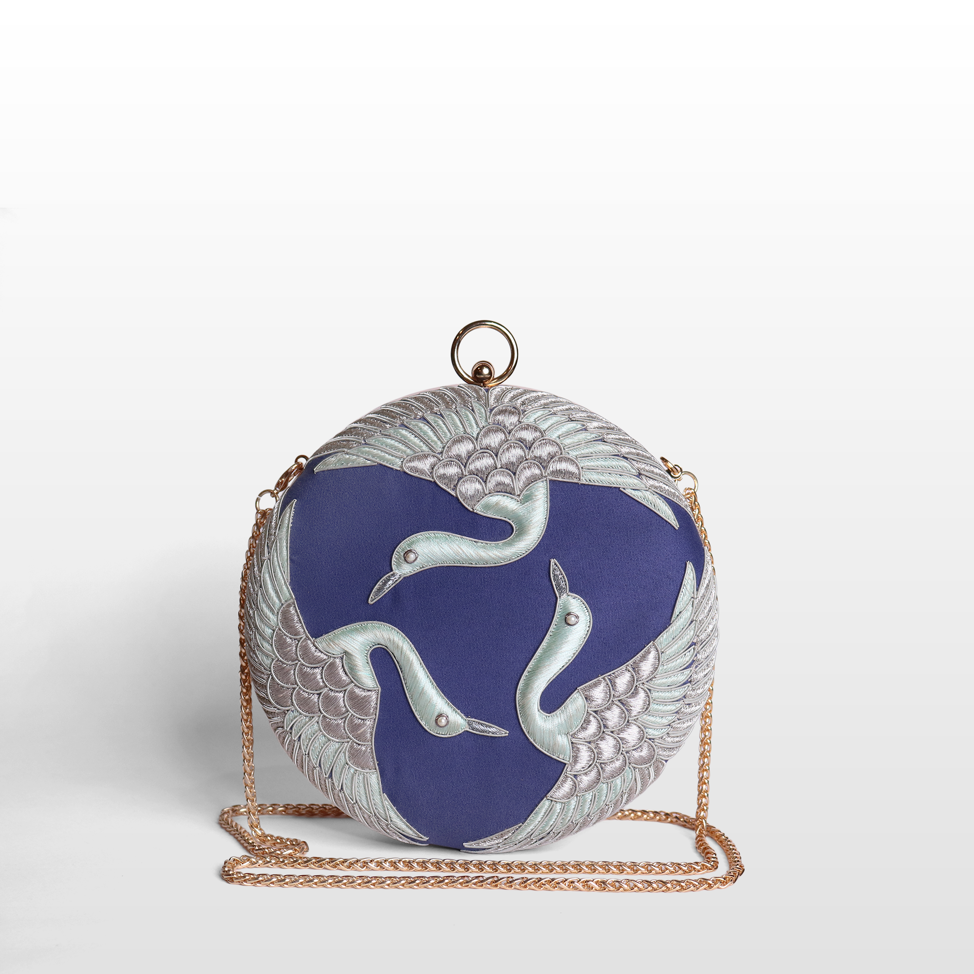 Trio Swan Heirloom Round Clutch