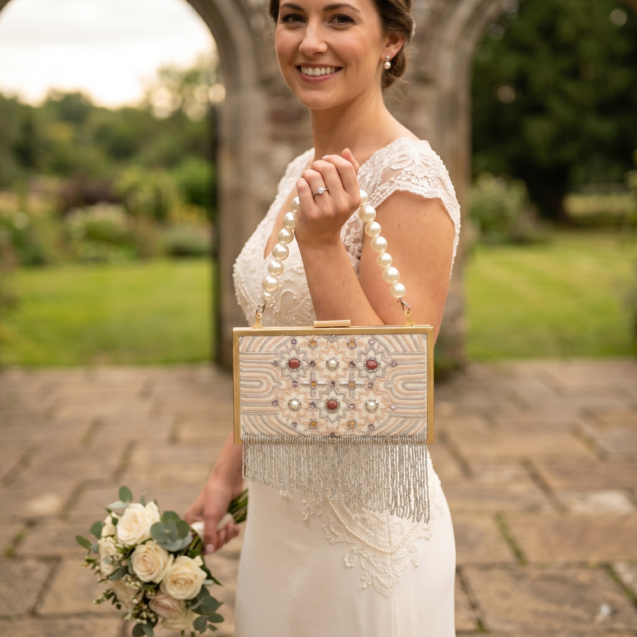 Nooré Zardosi Vintage Jewel Clutch