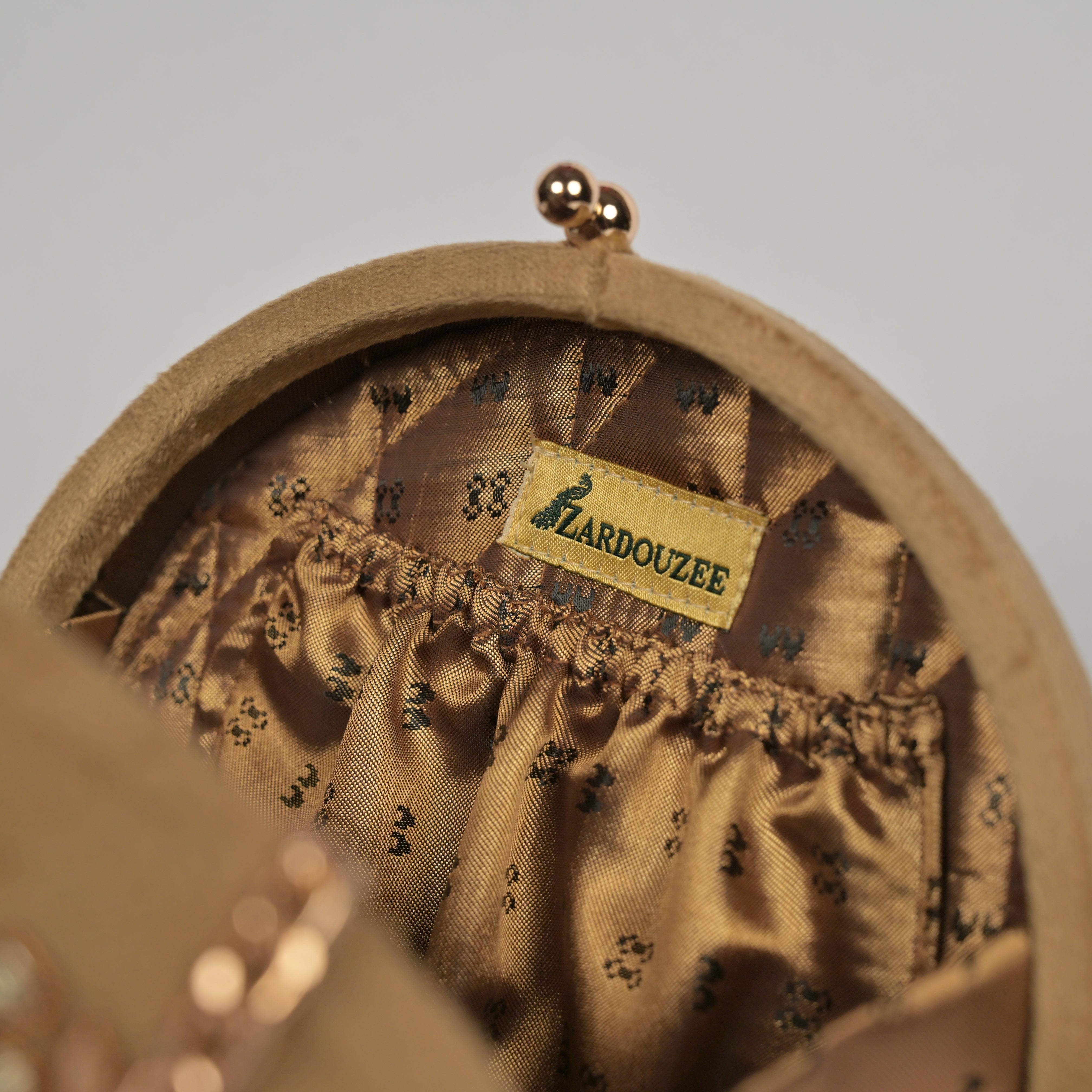 Regal Bloom Round Clutch – Onyx Black Velvet