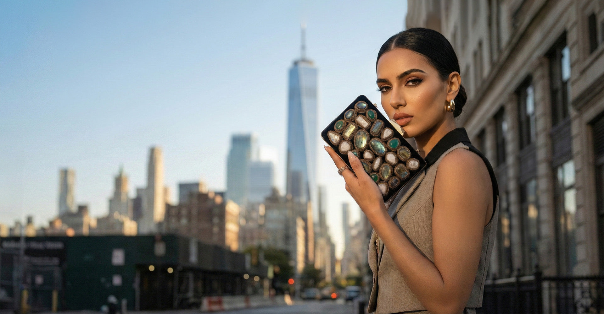 Zardouzee by Alark Lall | Luxury Handcrafted Zardozi Clutches & Access