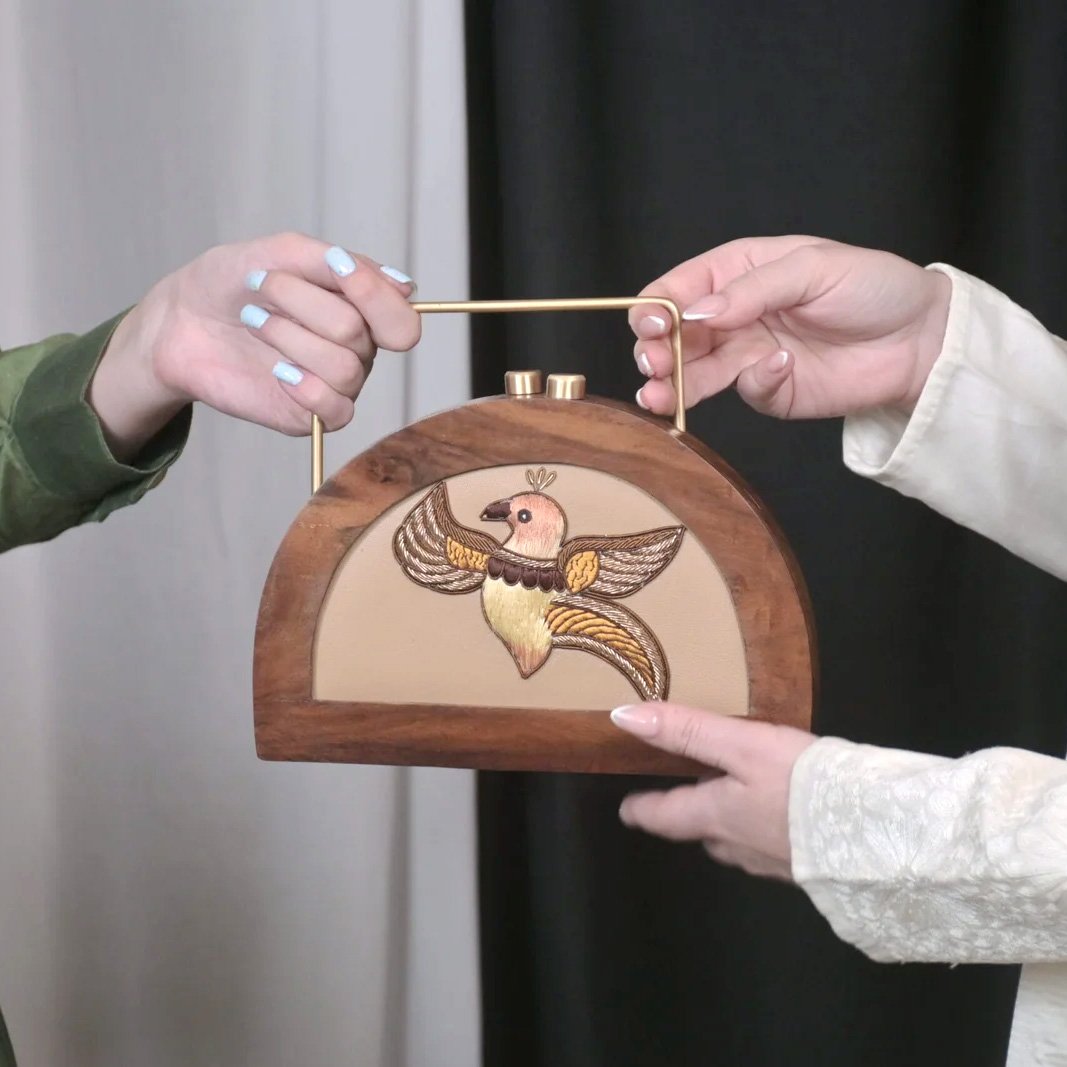 Rustic Elegance: Wooden Frame-D Shape Clutch with Leather 1 DSC 0703 scaled 1